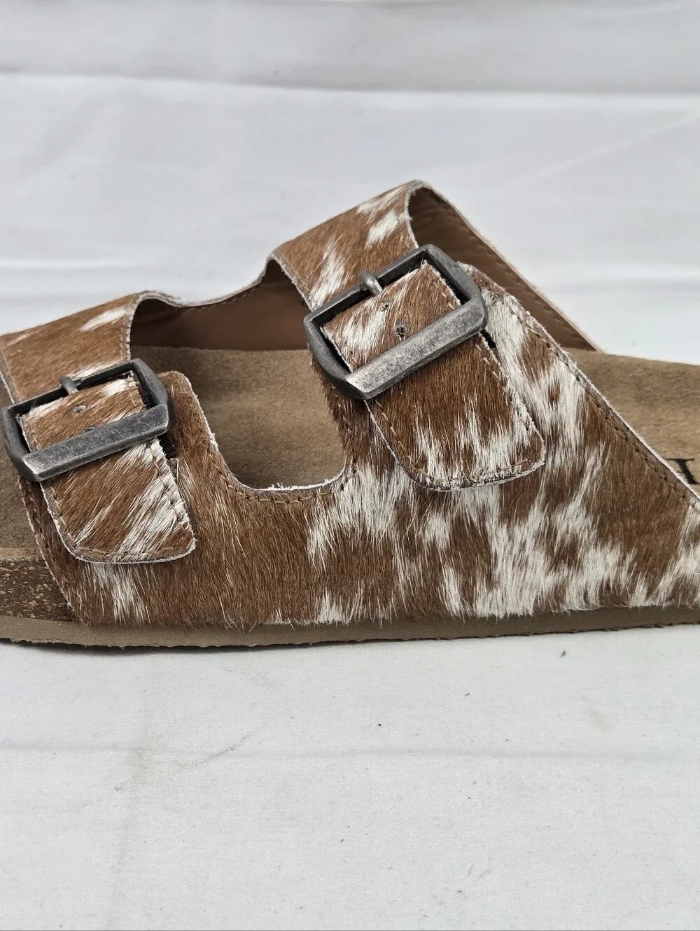 NWT - Myra Restful Sandals Hairon Leather Size 9 - Picture 3 of 9